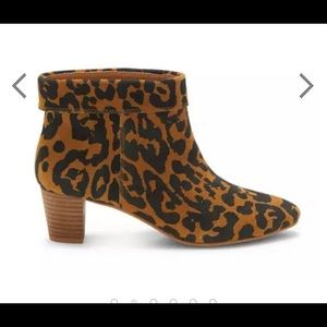 NWOT Lucky Brand Leopard Booties